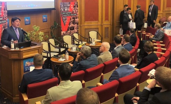 v-moskve-startoval-yubileinyi-v-fasadnyi-kongress-photo-big